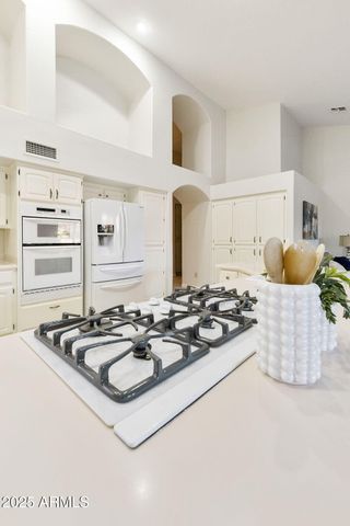 10214 E COOPERS HAWK Drive, Sun Lakes, AZ 85248