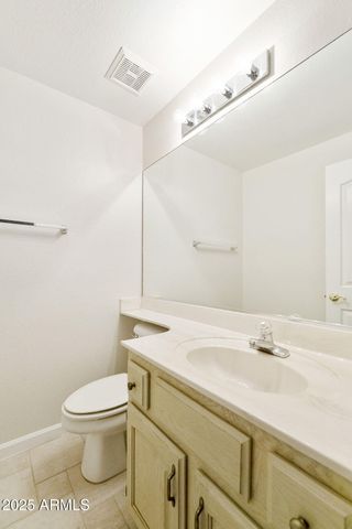 10214 E COOPERS HAWK Drive, Sun Lakes, AZ 85248