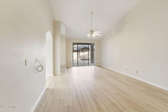 10214 E COOPERS HAWK Drive, Sun Lakes, AZ 85248