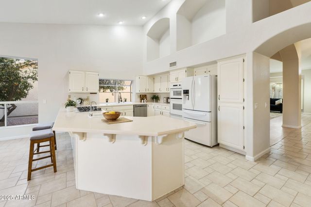 10214 E COOPERS HAWK Drive, Sun Lakes, AZ 85248