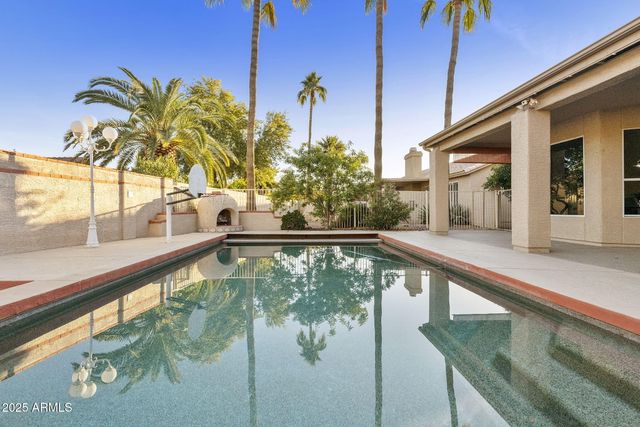 10214 E COOPERS HAWK Drive, Sun Lakes, AZ 85248