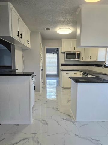 2238 Silver Sage Drive, Houston, TX 77077