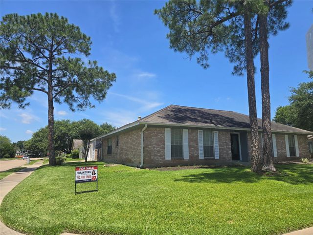 2238 Silver Sage Drive, Houston, TX 77077