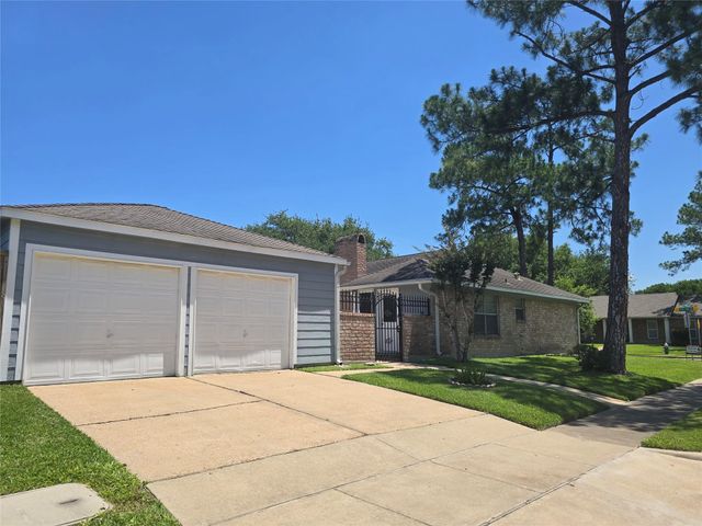 2238 Silver Sage Drive, Houston, TX 77077