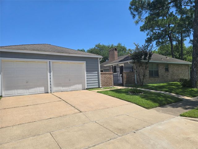 2238 Silver Sage Drive, Houston, TX 77077