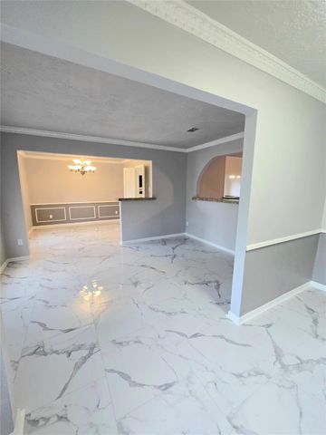 2238 Silver Sage Drive, Houston, TX 77077
