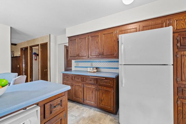 1406 95th AVENUE, Kenosha, WI 53144