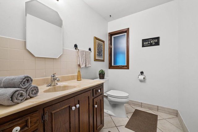 1406 95th AVENUE, Kenosha, WI 53144