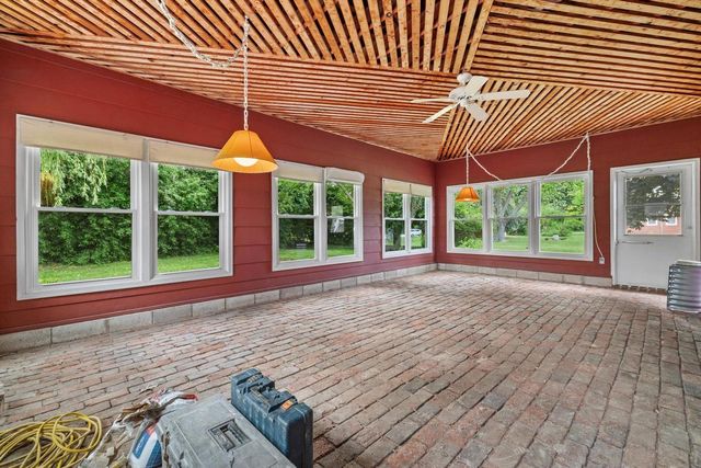 1406 95th AVENUE, Kenosha, WI 53144