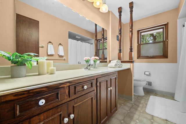 1406 95th AVENUE, Kenosha, WI 53144