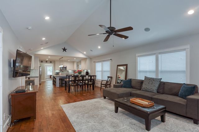 509 Vincent Street, Houston, TX 77009