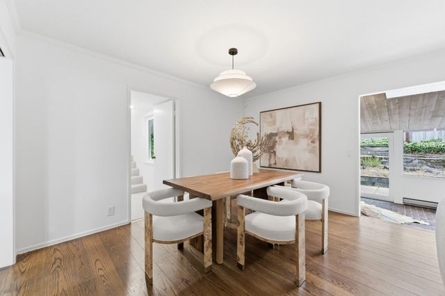 111 Lucero Way, Portola Valley, CA 94028