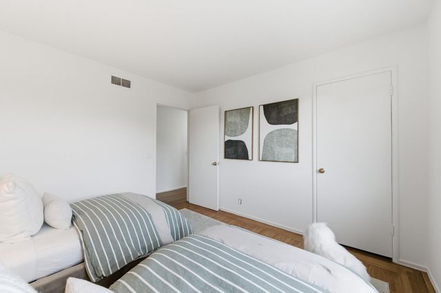 111 Lucero Way, Portola Valley, CA 94028