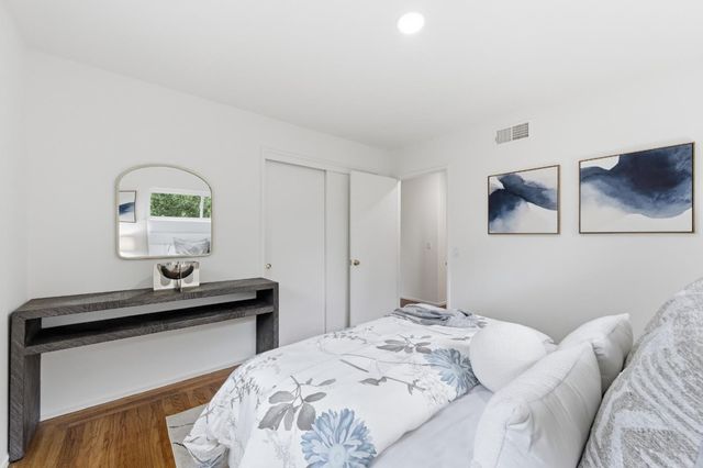 111 Lucero Way, Portola Valley, CA 94028