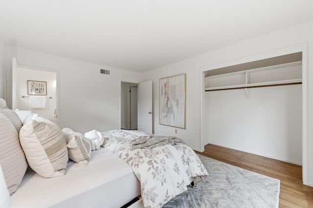 111 Lucero Way, Portola Valley, CA 94028