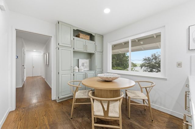 111 Lucero Way, Portola Valley, CA 94028