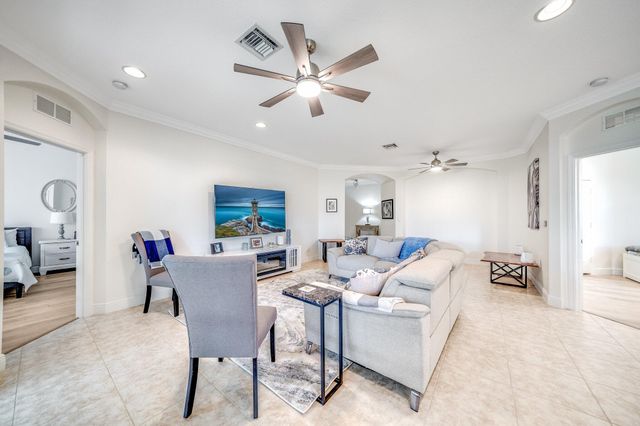 2106 Wingate Bend, Wellington, FL 33414