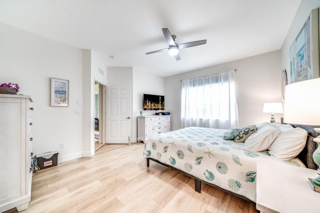 2106 Wingate Bend, Wellington, FL 33414