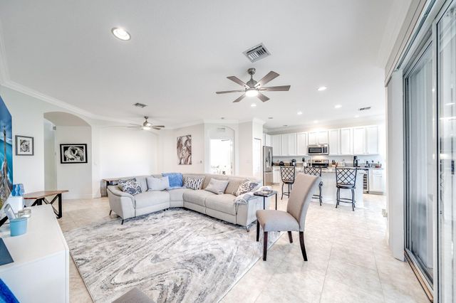 2106 Wingate Bend, Wellington, FL 33414