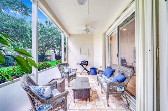 2106 Wingate Bend, Wellington, FL 33414