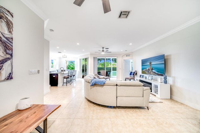 2106 Wingate Bend, Wellington, FL 33414