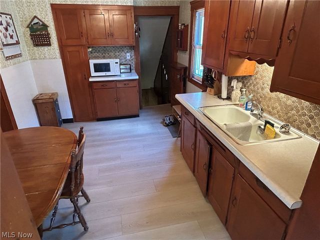 4411 Maplecrest Avenue, Parma, OH 44134