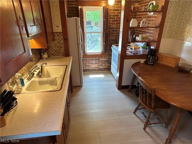 4411 Maplecrest Avenue, Parma, OH 44134