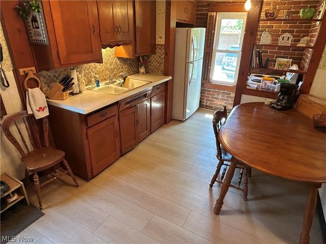 4411 Maplecrest Avenue, Parma, OH 44134