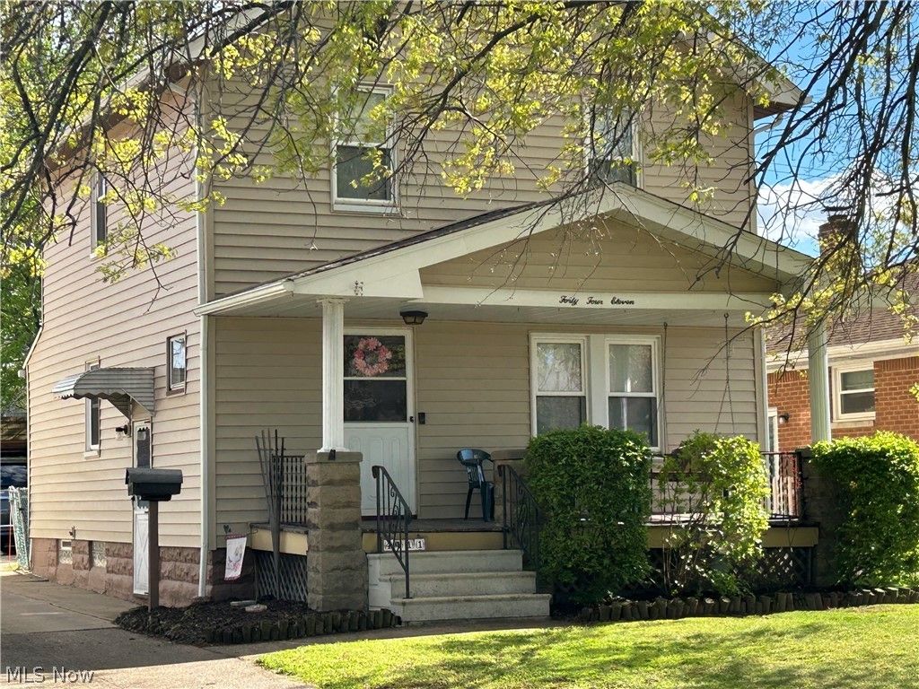 4411 Maplecrest Avenue, Parma, OH 44134