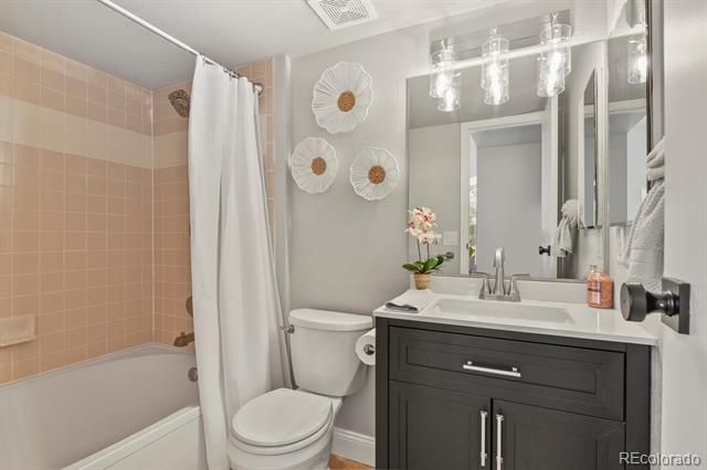 4760 S Wadsworth Boulevard D207, Littleton, CO 80123