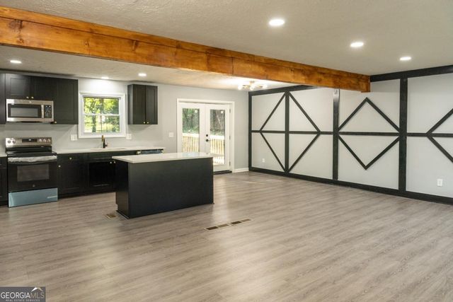 7367 Rountree Drive, Riverdale, GA 30274