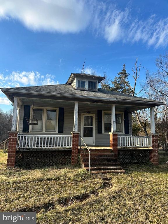 316 GREENBANK RD, Fredericksburg, VA 22406