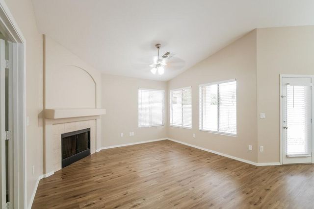 1434 E South Fork Drive, Phoenix, AZ 85048