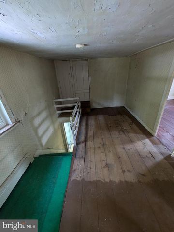 4585 VALLEY RD, Shermans Dale, PA 17090