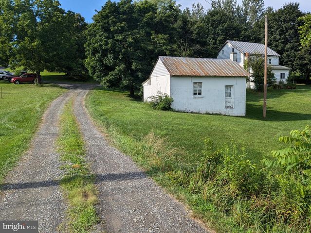 4585 VALLEY RD, Shermans Dale, PA 17090