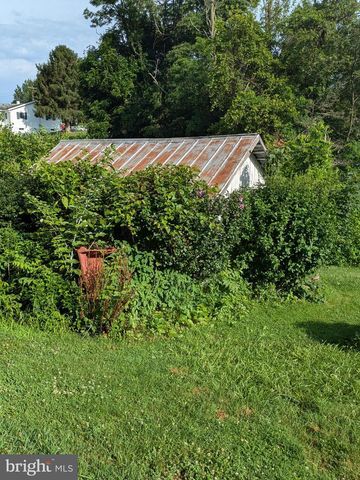 4585 VALLEY RD, Shermans Dale, PA 17090