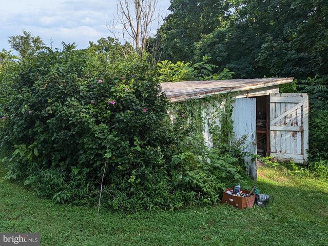 4585 VALLEY RD, Shermans Dale, PA 17090