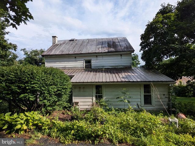 4585 VALLEY RD, Shermans Dale, PA 17090