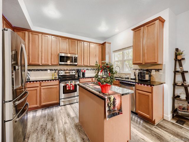 6911 Turnstone Avenue, Castle Rock, CO 80104
