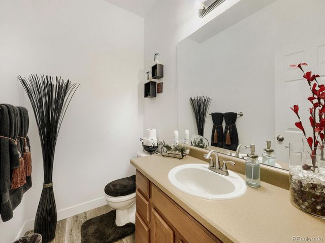 6911 Turnstone Avenue, Castle Rock, CO 80104