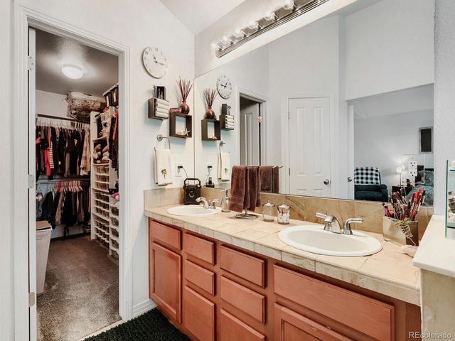 6911 Turnstone Avenue, Castle Rock, CO 80104