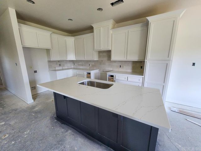 38 Wedgewood, Greenbrier, AR 72058