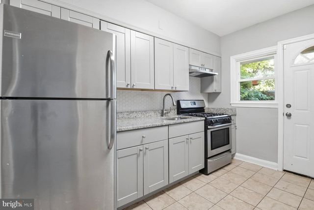5414 LOTHIAN RD, Baltimore, MD 21212