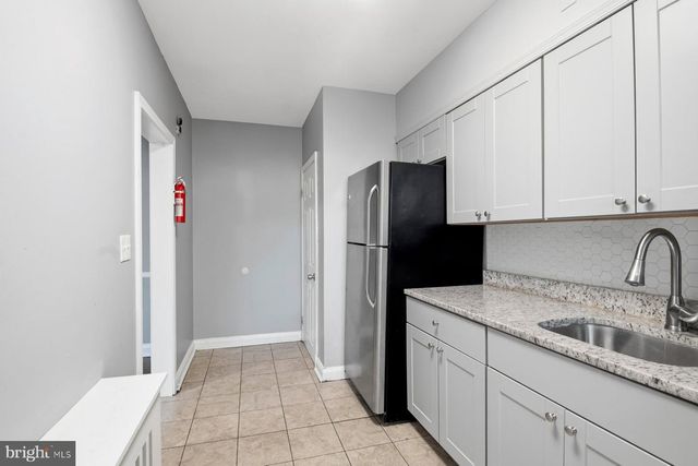 5414 LOTHIAN RD, Baltimore, MD 21212