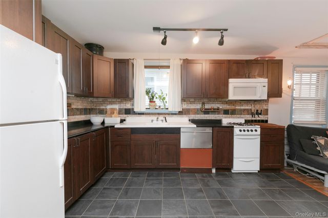 68 Tier Street, Bronx, NY 10464