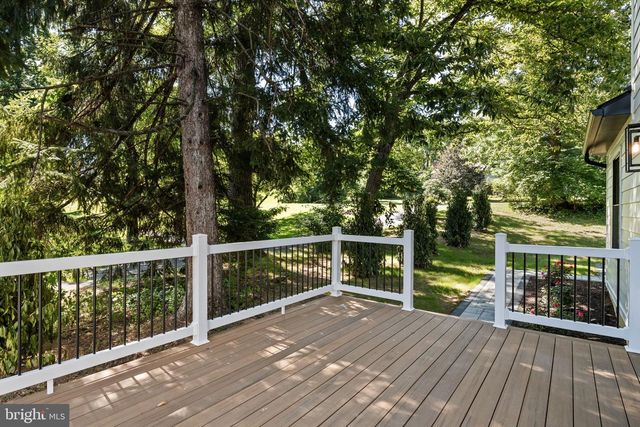 1179 BEAUMONT RD, Berwyn, PA 19312