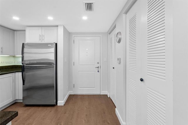 111 E Flagler St 909, Miami, FL 33131