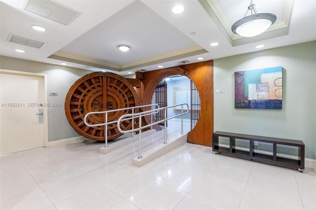 111 E Flagler St 909, Miami, FL 33131