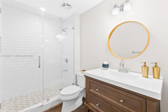 111 E Flagler St 909, Miami, FL 33131