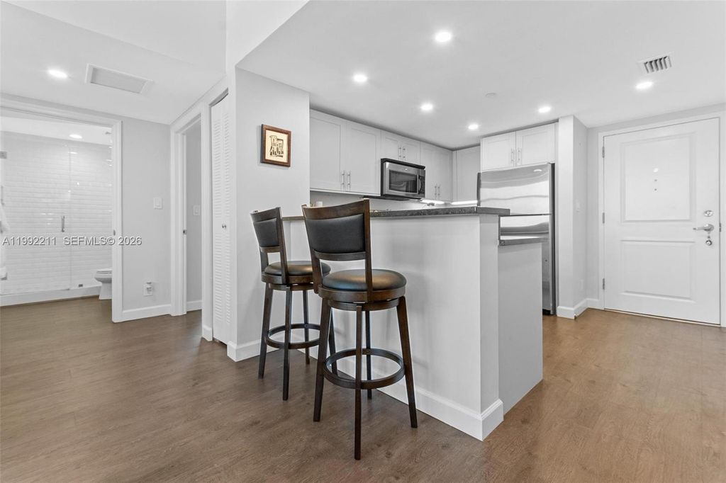 111 E Flagler St 909, Miami, FL 33131